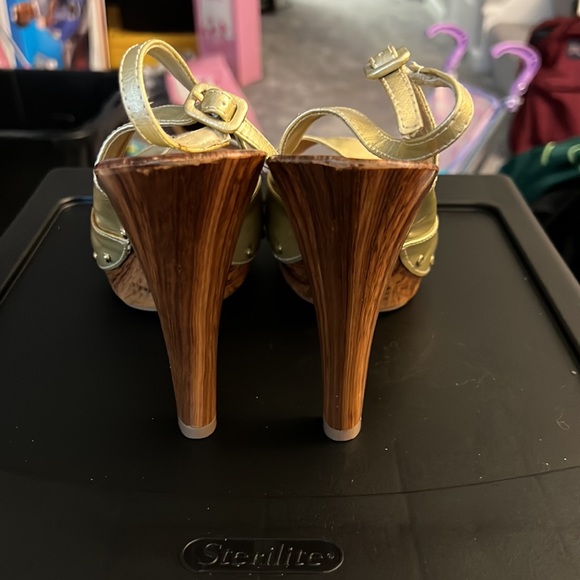 High heels shoes - Picture 3 of 8